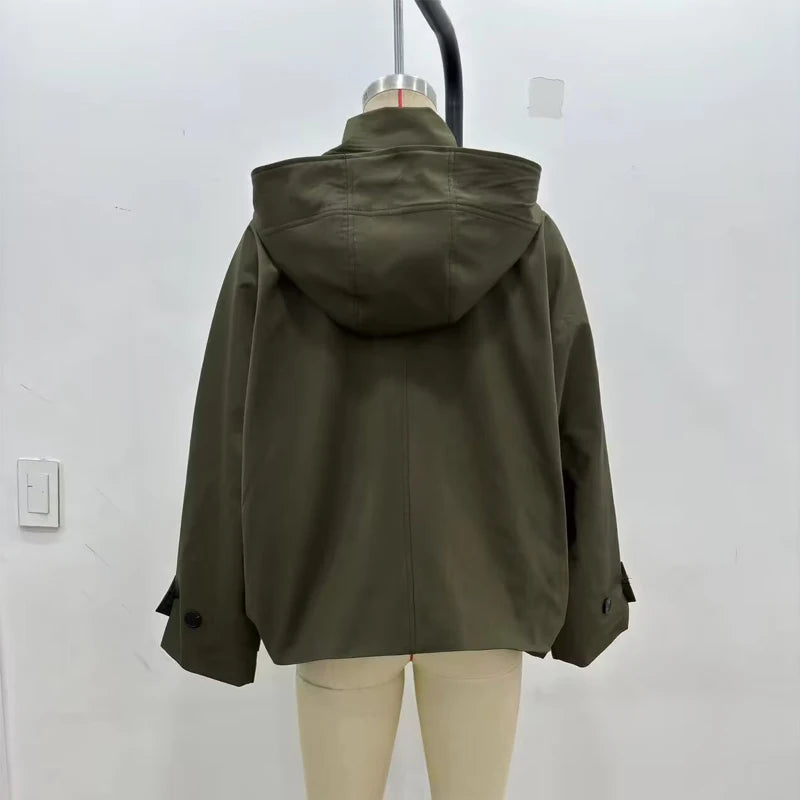 Veste courte à capuche vert olive