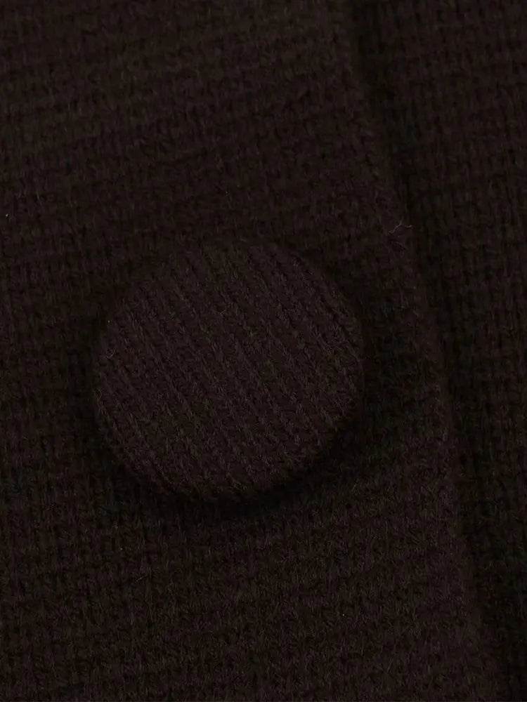 Pull court à boutons marron chocolat