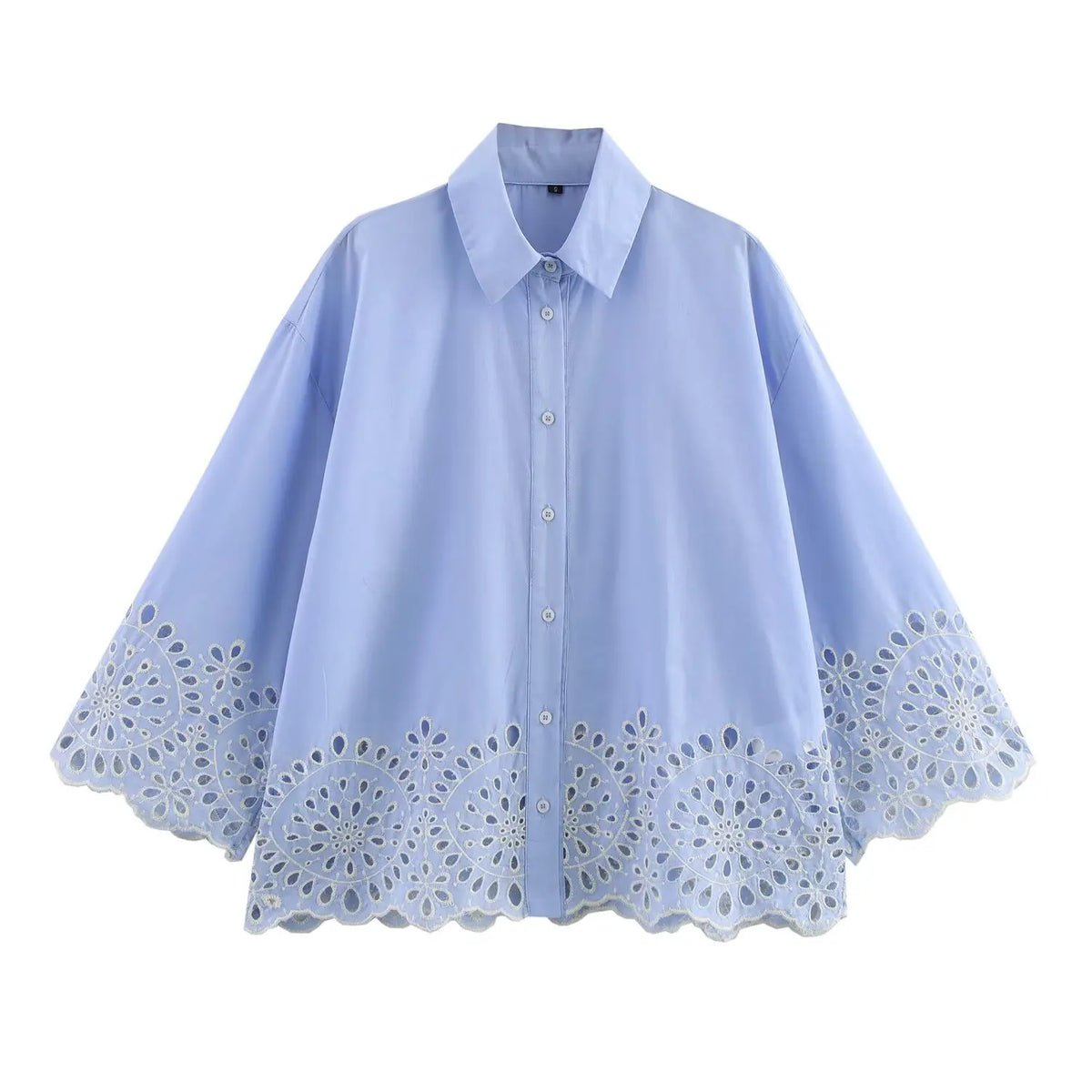 Chemise bleu ciel à détails de dentelle