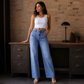 Women's Light Blue Wide Leg Straight-Leg Jeans - Stylish and Comfortable Denim Pants for Effortless Fashion, éditorial