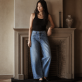 European and American style 2025 winter new women's clothing mid waist balloon version sickle bending knife jeans, éditorial