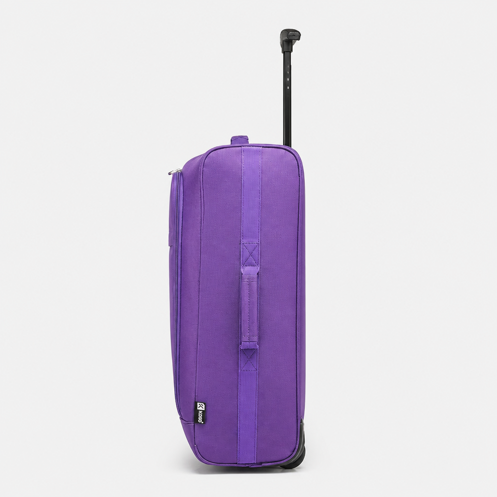 Valise cabine souple violette, profil studio gris