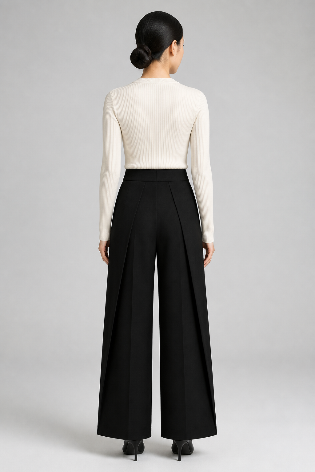 Pantalon large taille haute à plis noir, studio dos