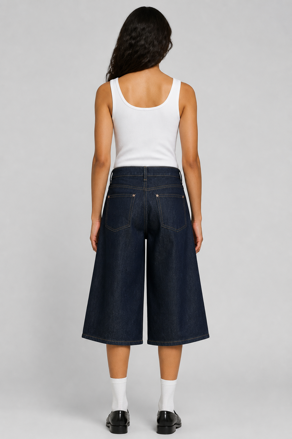 Jean culotte large bleu denim, studio dos