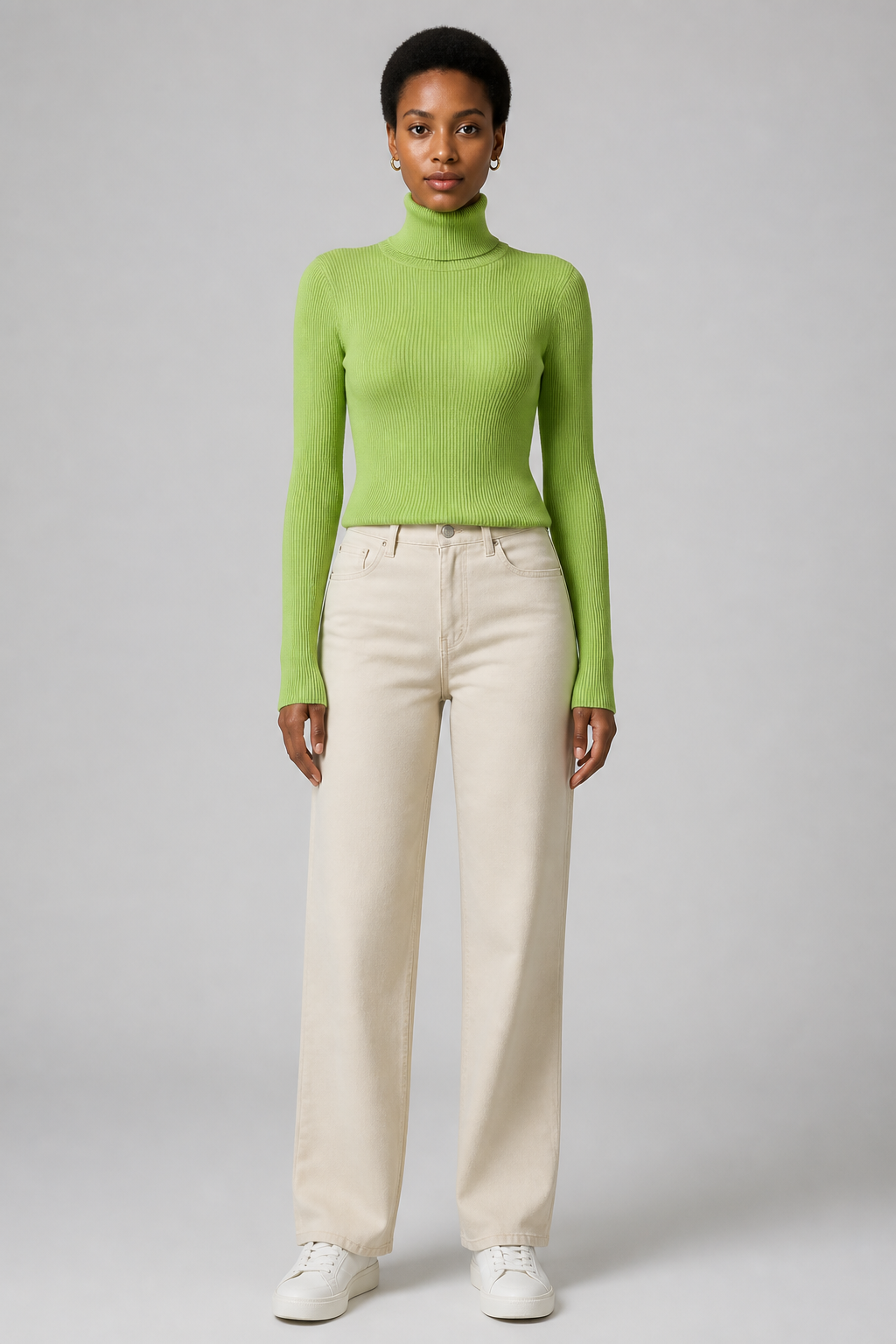 Pull col roulé ajusté vert pomme, studio face